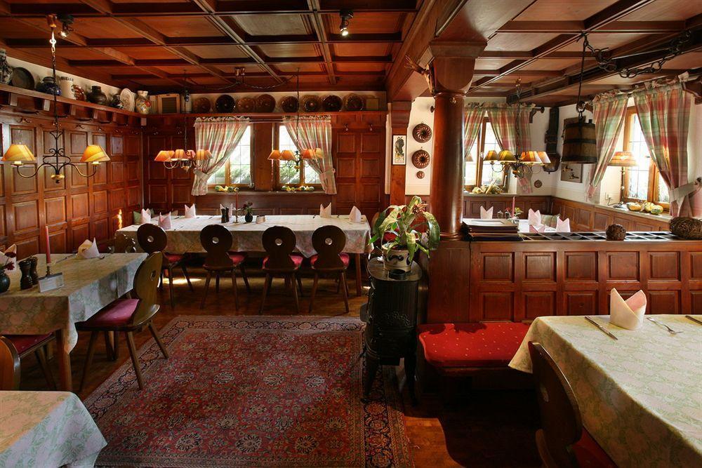 Hotel Brauereigasthof Landwehr-Braeu Reichelshofen Exterior photo