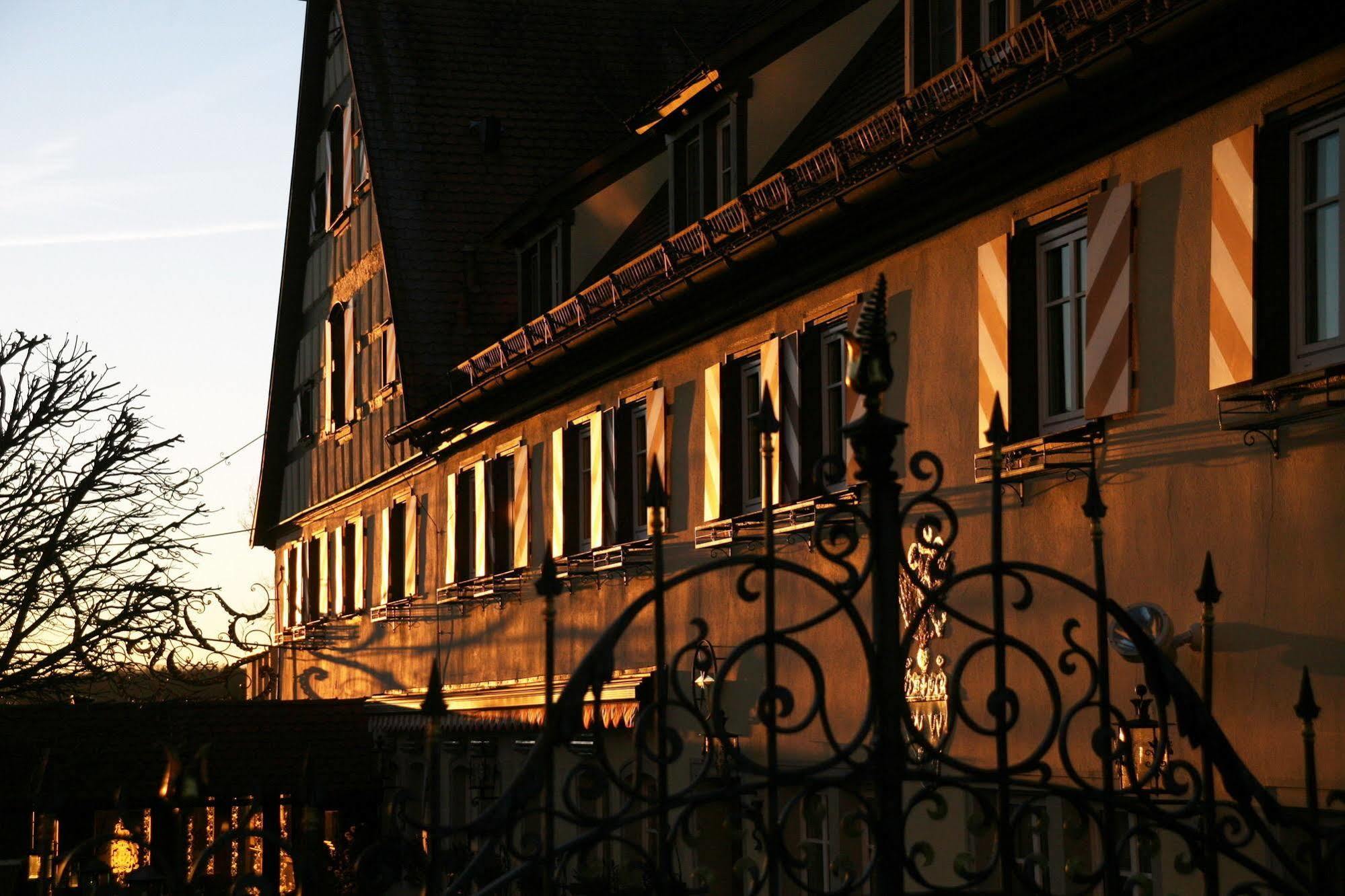 Hotel Brauereigasthof Landwehr-Braeu Reichelshofen Exterior photo